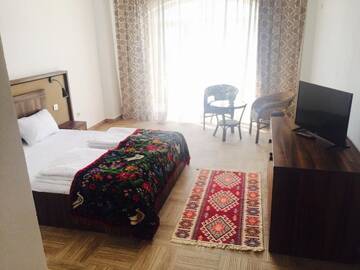 Фото номера King Room with Balcony and Danube View Гостевой дом Mai Danube г. Ешелница 6