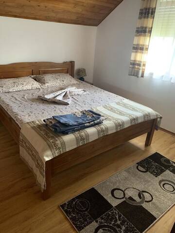 Фото номера Дом с 3 спальнями Дома для отпуска Casa Andrei г. Ешелница 21